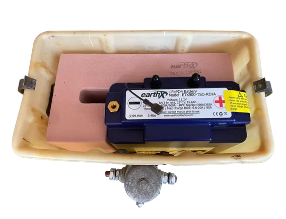 190531_FOAM_IN_USE_TOP_EARTH_X_BATTERIES