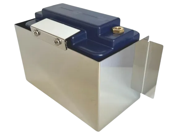 BB-TH-CO_ANGLE_INSTALLED_EARTH_X_BATTERIES