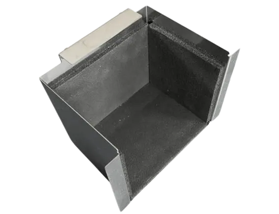 BB-TH-U_TOP_ANGLE_EARTH_X_BATTERIES